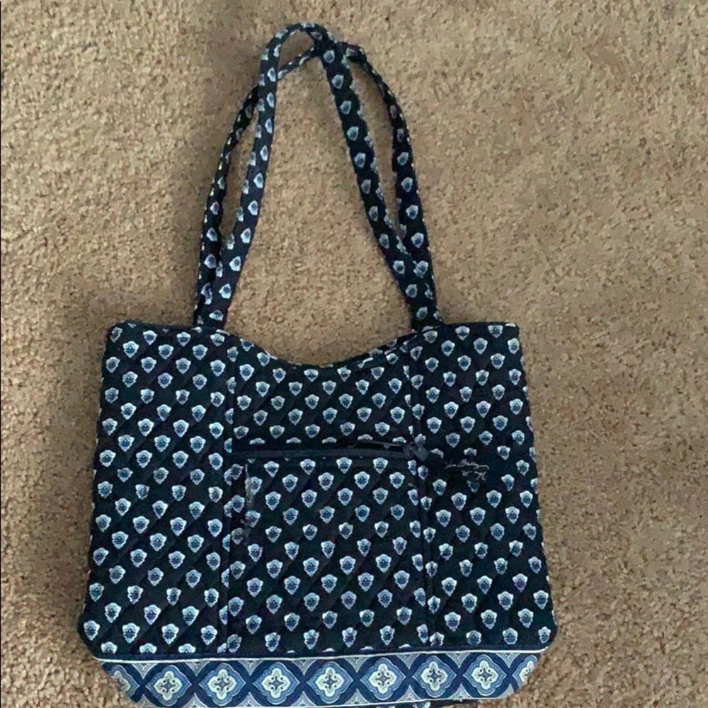 Vera Bradley Bucket Tote Nantucket Navy (defect)